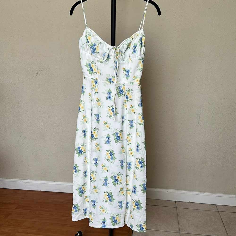 HOUSE OF CB 'Carina' White Floral Bustier Midi Dress NWOT Size XS - Picture 4 of 12